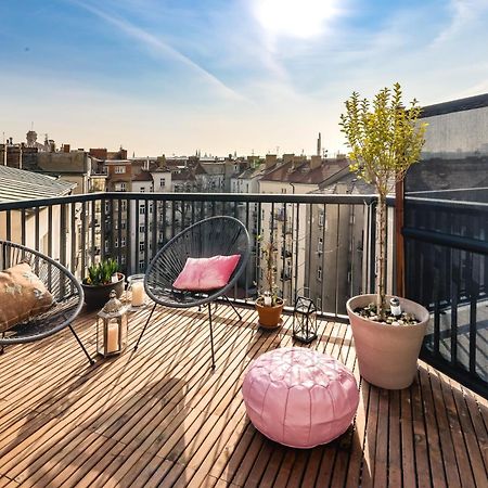 Prague Days - Sunny Riverside Apartments With Terraces Ngoại thất bức ảnh