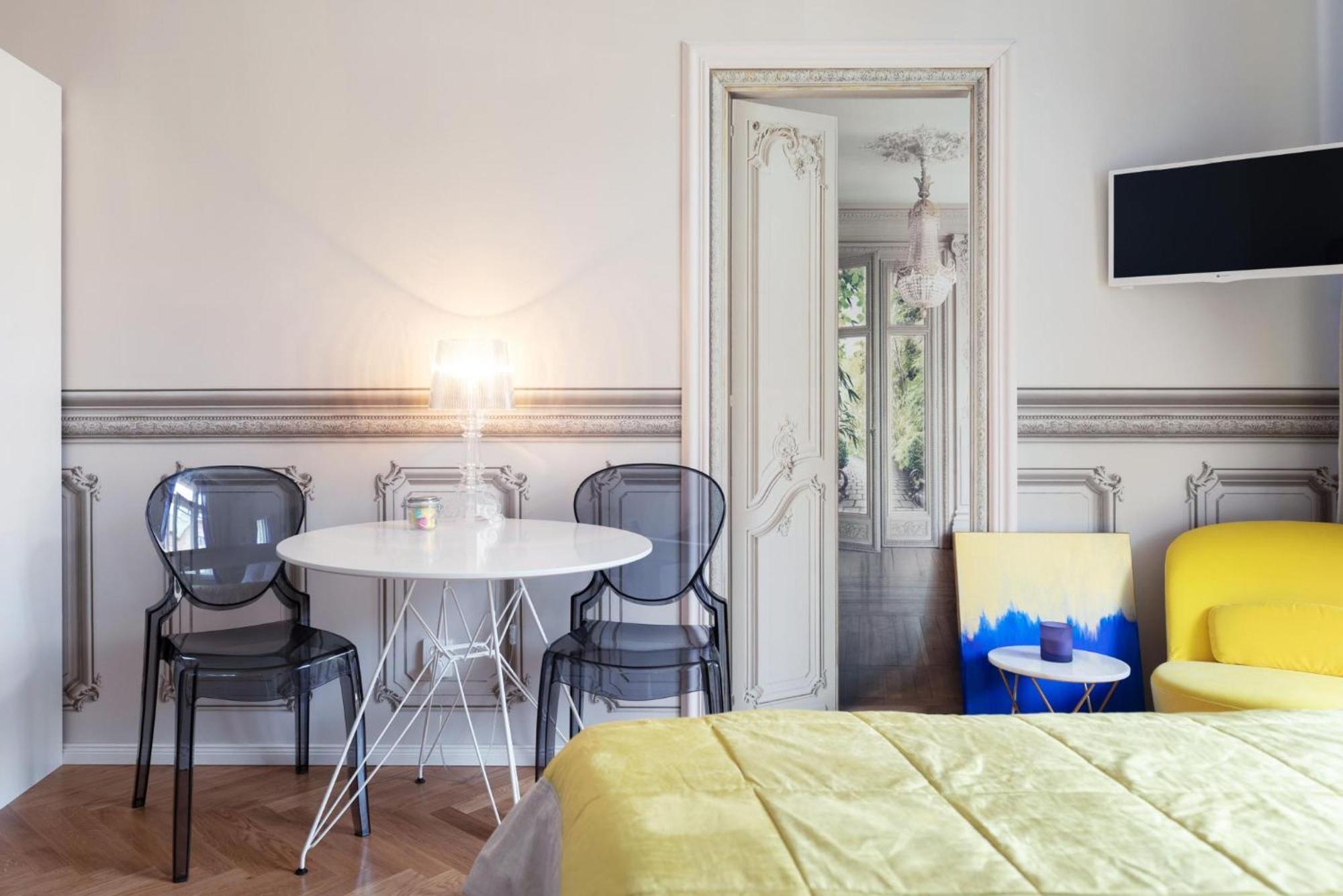 Prague Days - Sunny Riverside Apartments With Terraces Ngoại thất bức ảnh