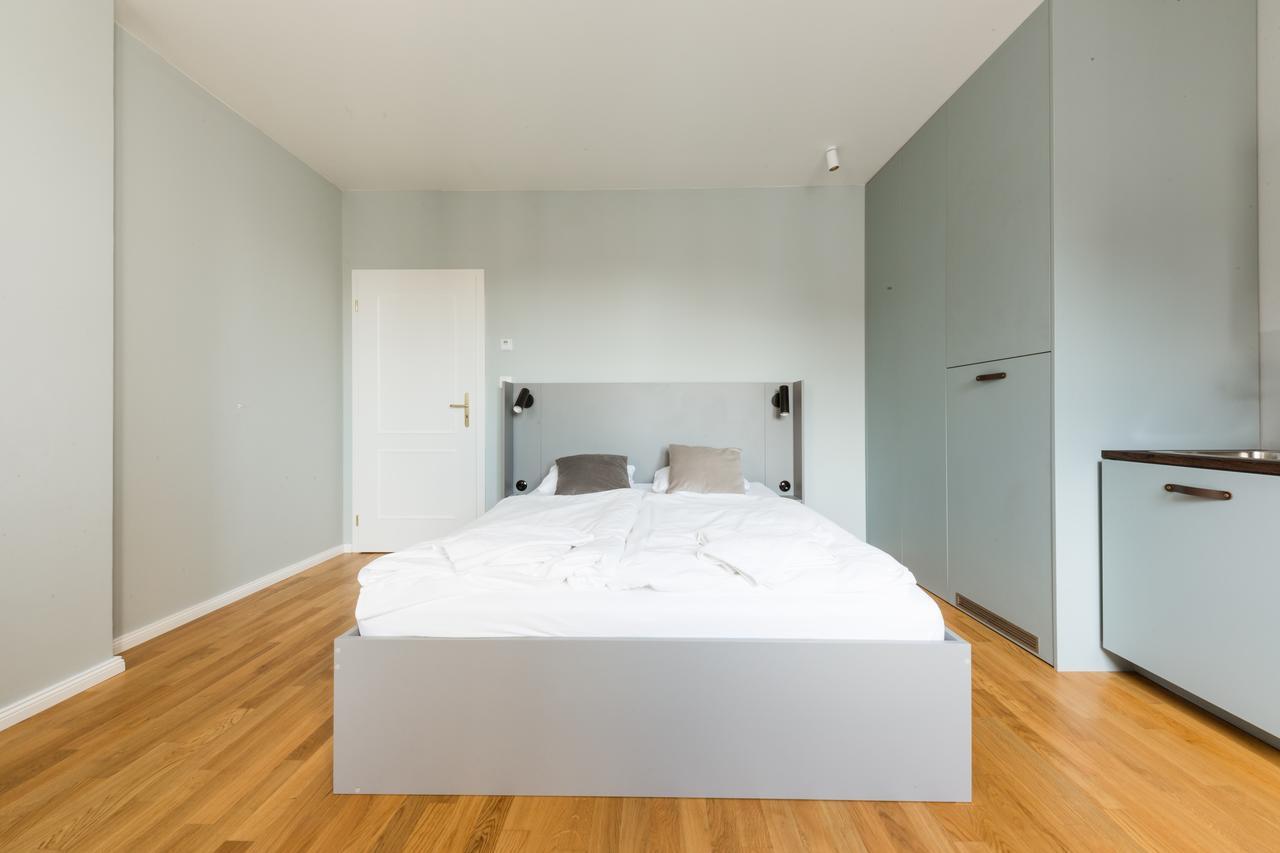 Prague Days - Sunny Riverside Apartments With Terraces Ngoại thất bức ảnh